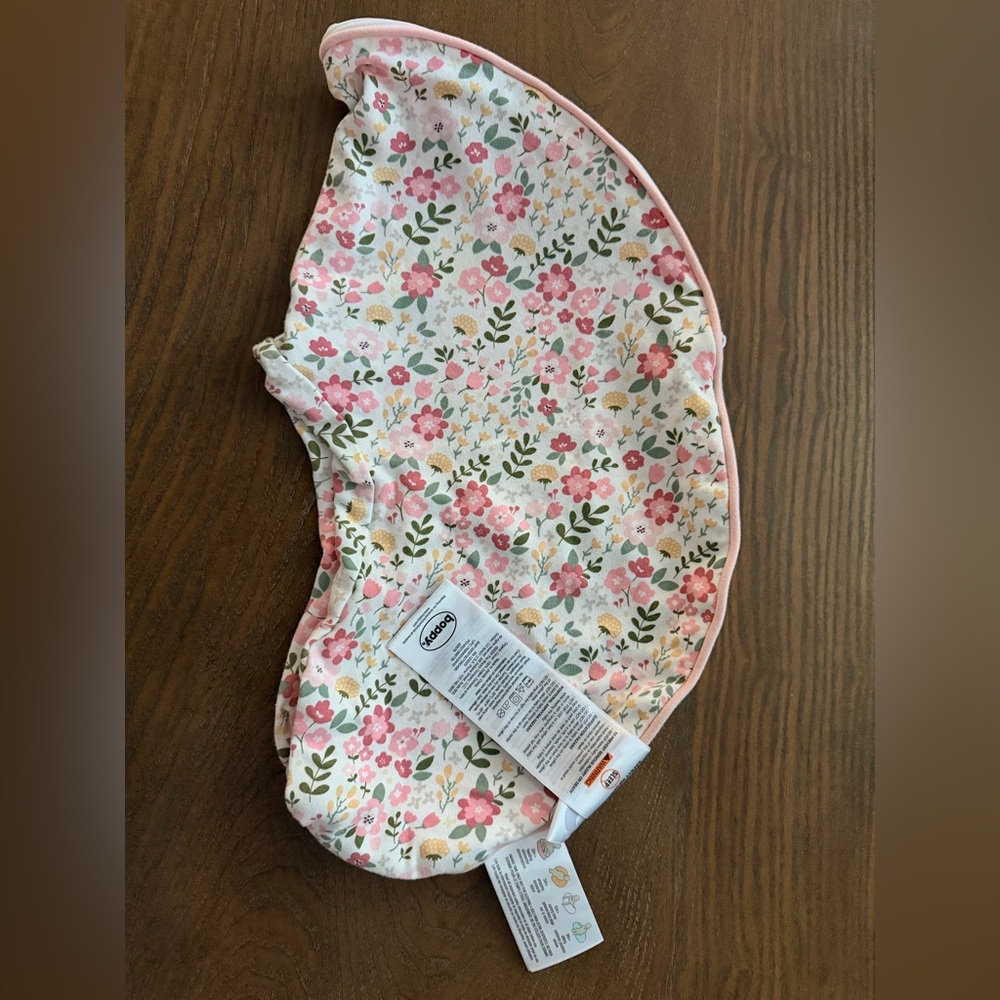 Boppy Pink Nursing Pillow Cover - Picture 4 of 4